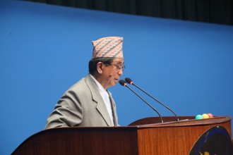शिक्षकहरूको उपयुक्त र जायज माग पुरा हुन्छ : मन्त्री राई
